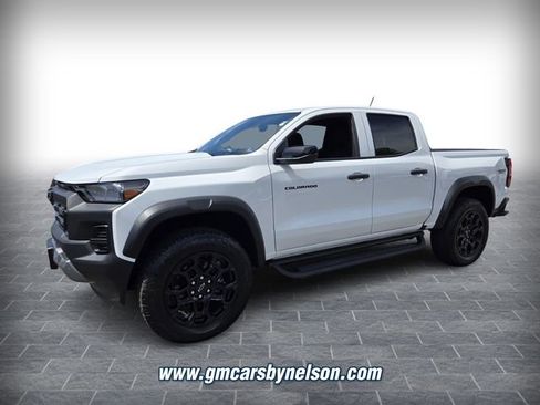 New 2026 Chevrolet Colorado Trail Boss AWD/4WD image 3