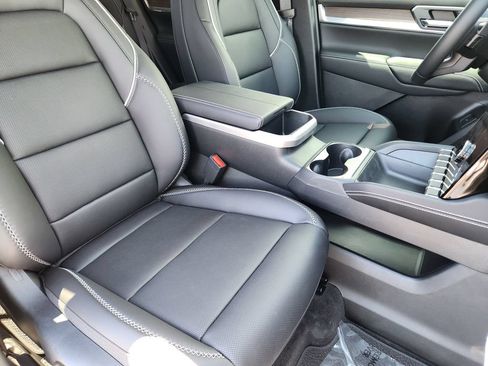 New 2027 GMC Terrain Denali w/ LPO, Black Badging Package AWD/4WD image 15
