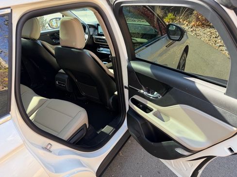 New 2026 Lincoln Corsair Grand Touring image 14