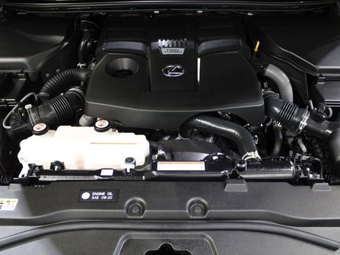 Used 2024 Lexus GX 550 AWD/4WD image 48