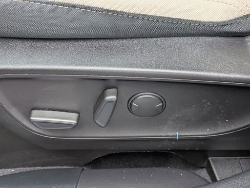 Used 2022 Ford Escape SE w/ Convenience Package image 20