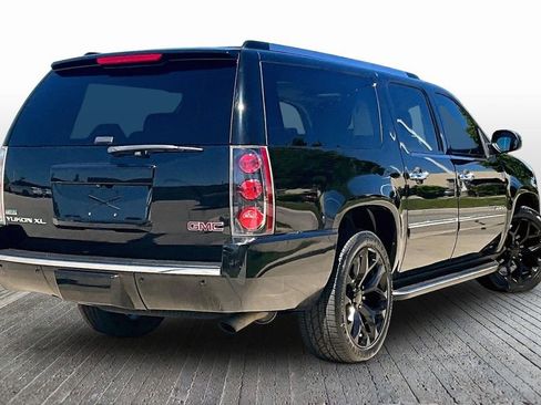Used 2012 GMC Yukon XL Denali AWD/4WD image 9