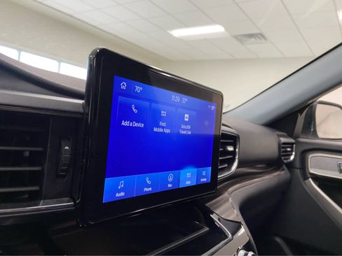 Used 2023 Ford Explorer Limited w/ Equipment Group 301A image 32