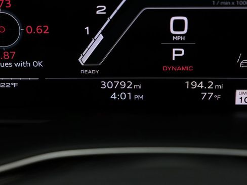 Used 2023 Audi RS Q8 w/ Black Optic Package AWD/4WD image 21