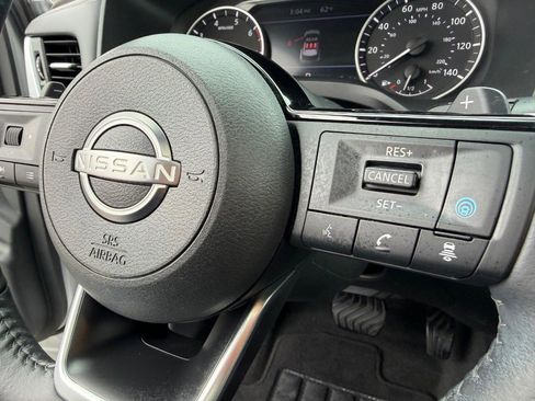Used 2023 Nissan Rogue SV w/ SV Premium B Package AWD/4WD image 29