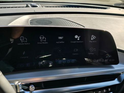 New 2026 Cadillac Lyriq Luxury image 26