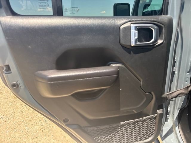 Used 2024 Jeep Wrangler Unlimited Rubicon AWD/4WD image 23