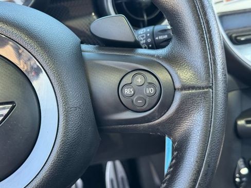 Used 2011 MINI Cooper S FWD image 22