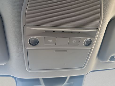 New 2026 Nissan Sentra SV w/ SV Convenience Package FWD image 20