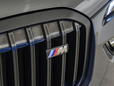 Used 2024 BMW X7 M60i w/ Climate Comfort Package AWD/4WD image 10