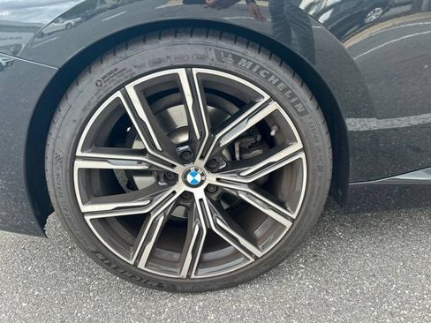 Used 2024 BMW 230i Coupe w/ Convenience Package RWD image 17