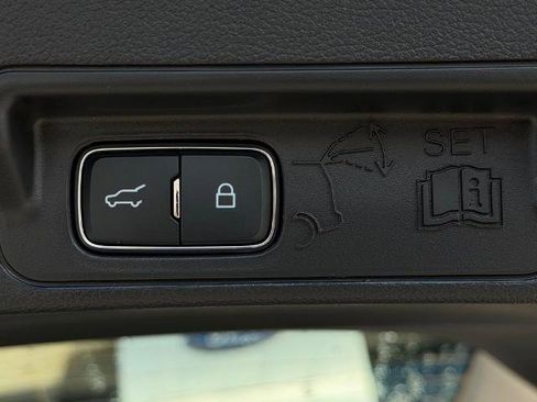 New 2026 Ford Explorer Active w/ Active Comfort Package image 26