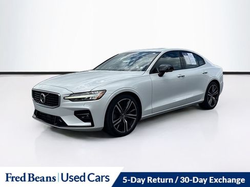 Used 2019 Volvo S60 T6 R-Design AWD/4WD image 3