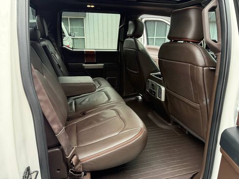 Used 2017 Ford F150 King Ranch w/ Equipment Group 601A Luxury AWD/4WD image 18