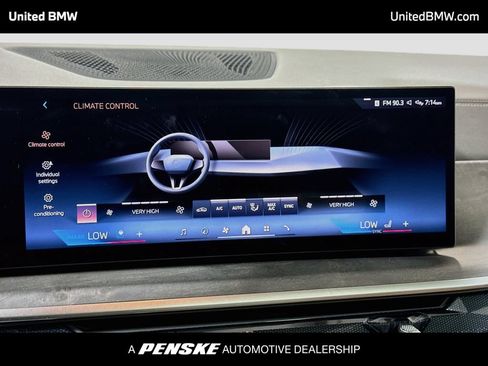 Used 2026 BMW X5 xDrive40i w/ M Sport Package AWD/4WD image 11