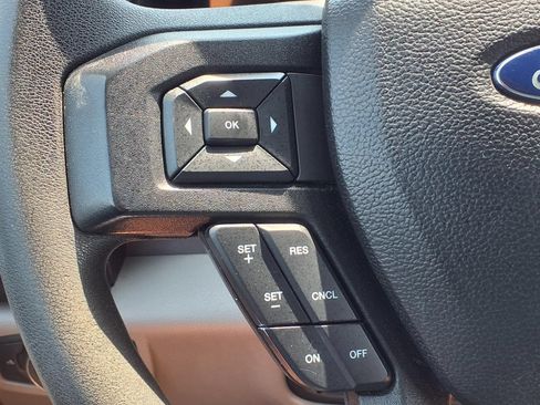 Used 2016 Ford F150 XL w/ Equipment Group 101A Mid AWD/4WD image 24