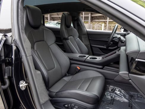 New 2025 Porsche Taycan 4S image 53