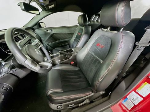 Used 2013 Ford Mustang GT Premium w/ GT Track Pkg image 19