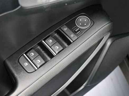 Used 2023 Kia Soul LX w/ Option Group 015 image 16