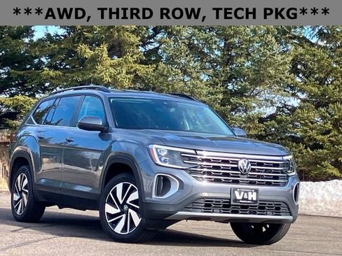 Used 2024 Volkswagen Atlas SE image 1