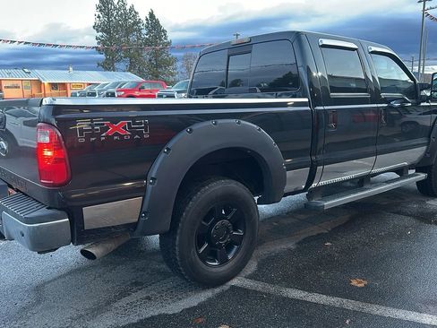 Used 2011 Ford F250 Lariat w/ Chrome Pkg image 3