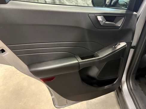 Used 2021 Ford Escape SE AWD/4WD image 17