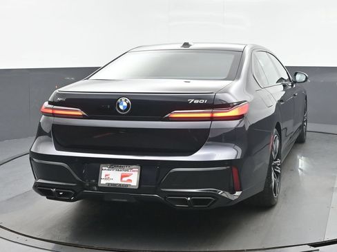Used 2023 BMW 760i xDrive w/ Luxury Rear Seating Package AWD/4WD image 4