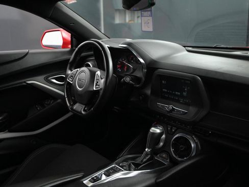 Used 2018 Chevrolet Camaro LT image 41