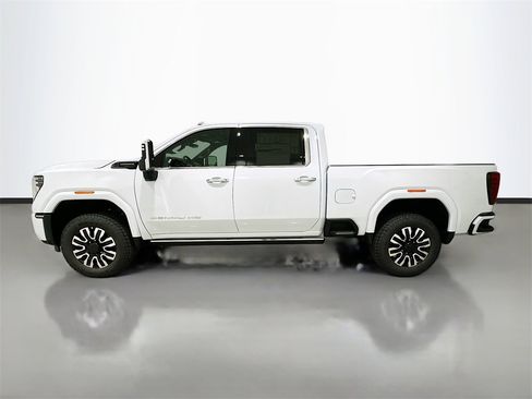 New 2026 GMC Sierra 2500 Denali Ultimate image 4