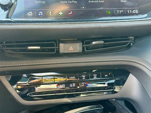Used 2023 Buick Envision Essence image 16