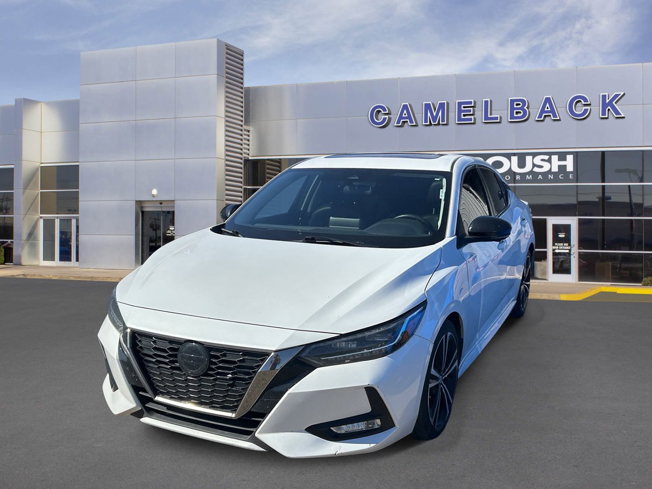 Used 2022 Nissan Sentra SR w/ SR Premium Package FWD image 2