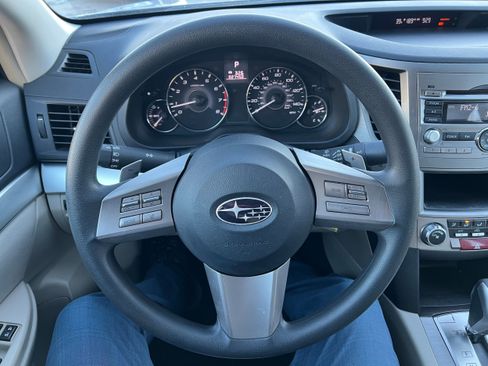 Used 2011 Subaru Legacy 2.5i image 23