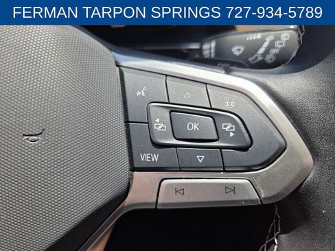Used 2025 Volkswagen Atlas SE AWD/4WD image 30
