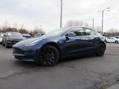 Used 2019 Tesla Model 3 Long Range image 2