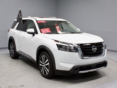 Certified 2025 Nissan Pathfinder Platinum w/ Cargo Package
