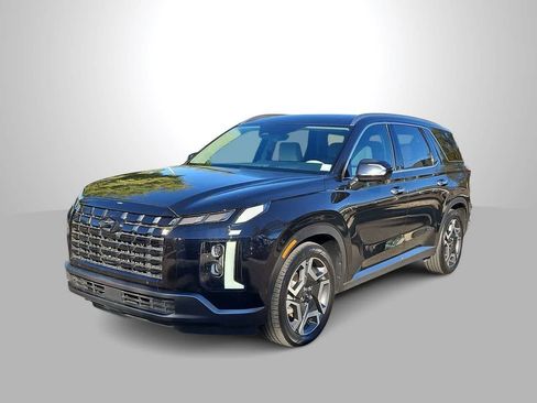 Used 2023 Hyundai Palisade Limited FWD image 4