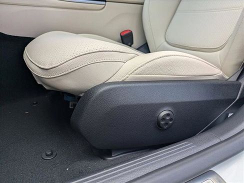 New 2026 Mercedes-Benz C 300 Sedan image 4