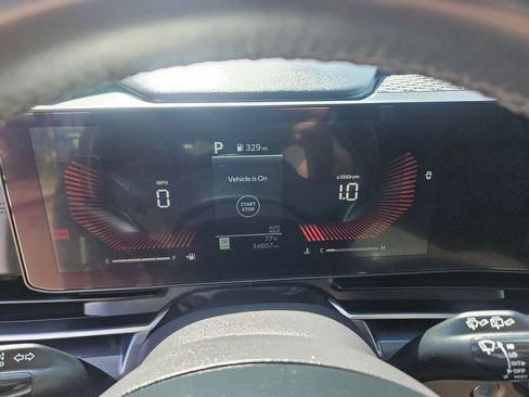 Used 2025 Kia Carnival LXS image 20