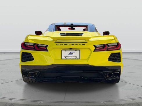 Used 2023 Chevrolet Corvette Stingray Premium Conv w/ Z51 Performance Package RWD image 7