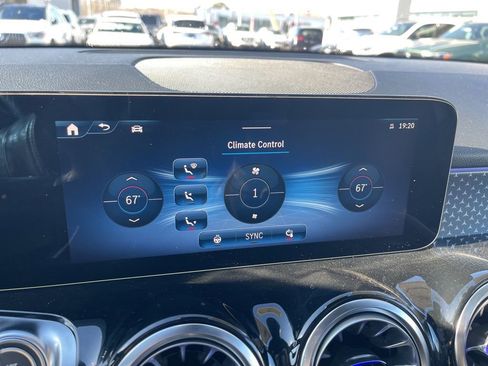 New 2026 Mercedes-Benz GLB 250 4MATIC image 11