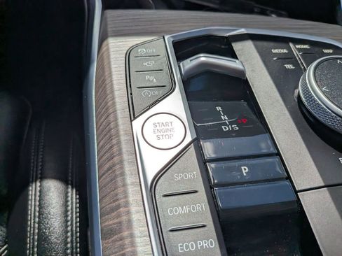 Used 2025 BMW 330i Sedan RWD image 28