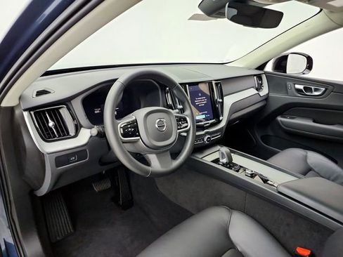 Certified 2025 Volvo XC60 B5 Plus w/ Climate Package AWD/4WD image 20