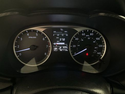 Used 2023 Nissan Versa S w/ Trunk Package FWD image 25