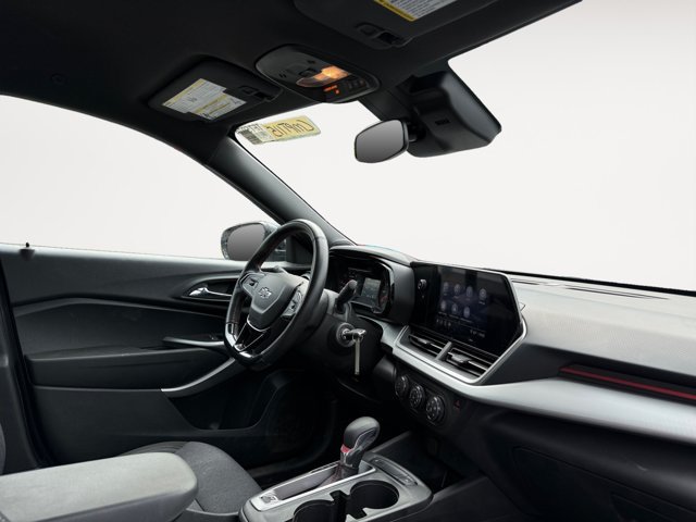 Certified 2024 Chevrolet Trax RS w/ Driver Confidence Package FWD image 13