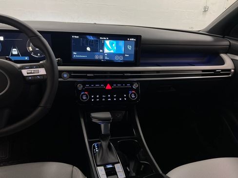 New 2026 Hyundai Santa Cruz Limited AWD/4WD image 17