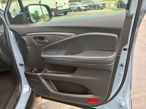 Used 2023 Honda Passport TrailSport image 24