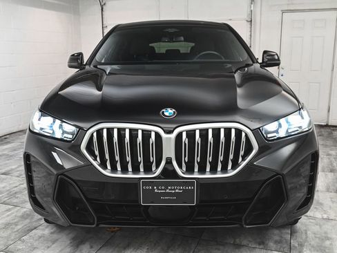 Used 2025 BMW X6 xDrive40i image 2