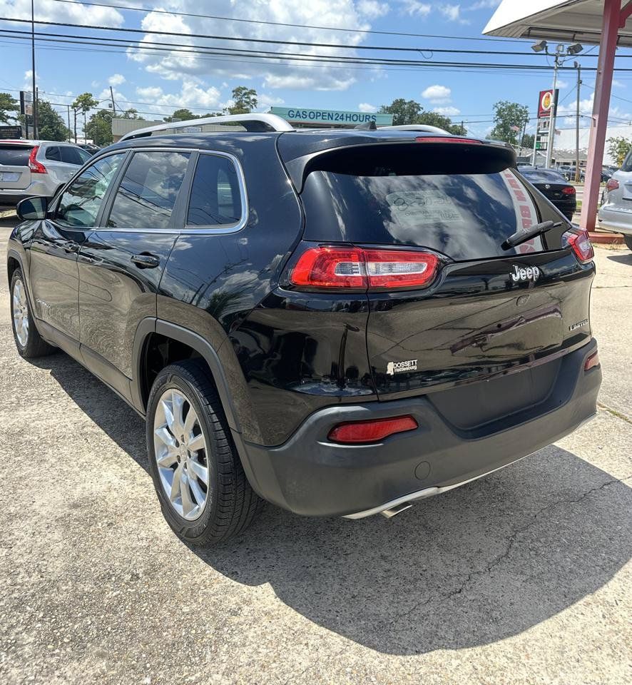 Used 2016 Jeep Cherokee Limited FWD image 3