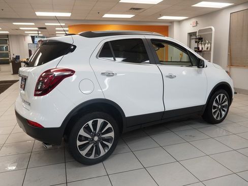 Certified 2022 Buick Encore Preferred w/ Safety Package image 11