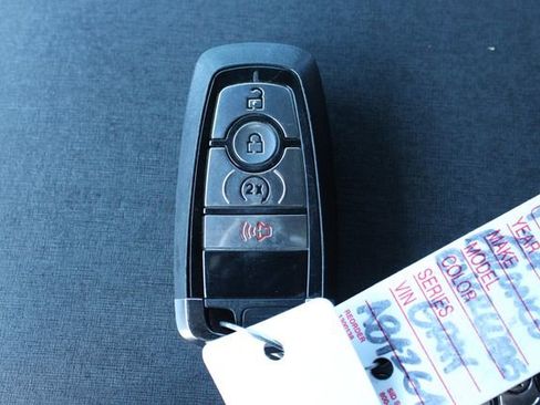 Used 2024 Ford Bronco Everglades image 27